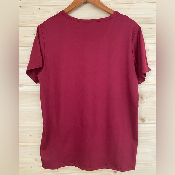 NWOT Burgundy Graphic Print “IT IS WHAT IT IS” Women’s Medium Fun Slogan T-shirt - Picture 4 of 11